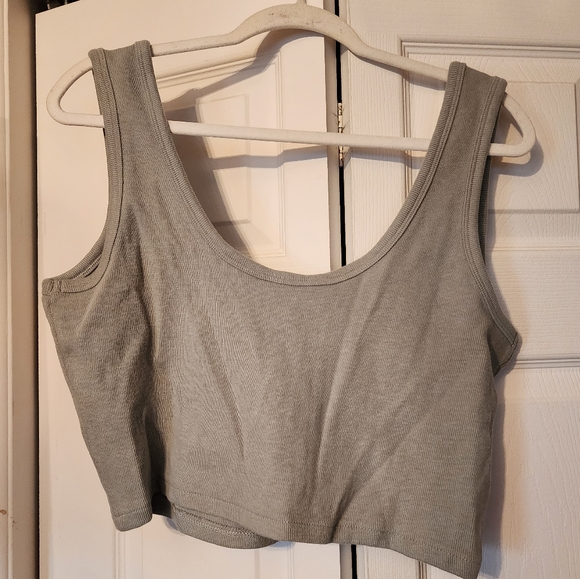 GUESS Grey Zip-Up Crop Top - Picture 3 of 3